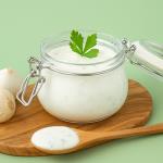 Unglaubliche Heilkräfte von Knoblauch und Joghurt